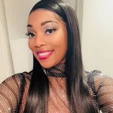 Melissa Horta's Instagram, Twitter & Facebook