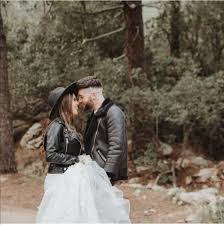 Quindi, pianificato il tutto e mettendo insieme i tanti dettagli, ecco che nel cortile di un vecchio podere ha preso vita il vero matrimonio all'italiana che, attingendo dalle. Matrimonio In Italia E Se Vivessi All Estero Martina Events Wedding Wedding Planner A Lago Maggiore Sud Sardegna Ticino