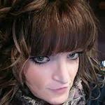 Deanna Hatch's Instagram, Twitter & Facebook