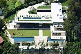 He has a business of clothing, spots, beverage and real estate. Inside Jay Z And Beyonce S Mansion Hunting Journey