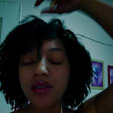 تحديث: معلمة سيليست ريفاس السابقة تخبر الطلاب أنها قابلت D4vd على وسائل  التواصل الاجتماعي 🎥 تيك توك/@julian2away