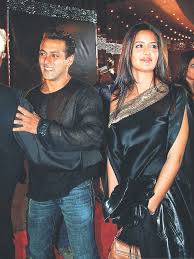Katrina Kaif Was In A Much Publicised Relationship With Salman Khan Which Ended In 2010 Bollywood Fas Katrina Kaif Picture Of Katrina Kaif Bollywood Actress