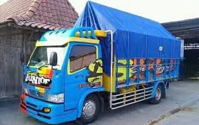 Ada juga yang menjual seharga rp 150.000 hingga rp 299.000. Mitsubishi Canter Jadi Truk Fenomenal Aksi Oleng Sampai Stut Jack