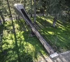 Tree Snake Houses By Rebelo De Andrade Studio In Portugal S Pedras Salgadas Park Yatzer Cool Tree Houses Architecture Tree House