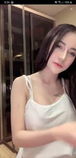 Hidup adalah pilihan, seseorang dapat menentukan akan menjadi apa, seperti apa, dan kenapa. Emak Hot Facebook