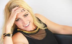 Marilyn Roche's Instagram, Twitter & Facebook