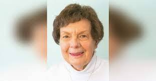 Patricia Velten's Instagram, Twitter & Facebook