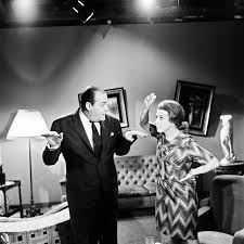 Όταν ο γκιωνάκης δεν γύρισε ούτε να χαιρετήσει τον κωνσταντάρα (vid). San Shmera Efyge Apo Thn Zwh O Agaphmenos Lampros Kwnstantaras Retromania Athens Magazine