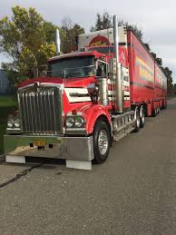 Thompsons 2010 408 Sar In Adelaide Heading To Brisbane 2018 Big Trucks Kenworth Kenworth Trucks