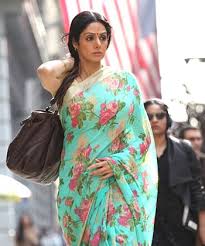 English Vinglish To Get Premiered At Toronto Film Festival Women English Vinglish Indian Fashion