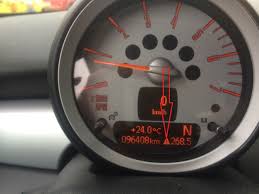 Mi se aprinde martor în bord ca aș avea bec ars. Martor Aprins In Bordul Unui Mini Cooper D Automobile Motociclism Ro