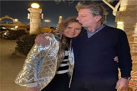 بعد فشل محاولتها للإنجاب مجددا، تضرب الخلافات بين زينب وزوجها هشام، وسرعان ما يتطور الأمر لساحات القضاء وتصبح زينب في خطر بفقدان كل شيء بجانب الأمومة. ÙŠØ³Ø±Ø§ Ø¬ÙˆØ²ÙŠ Ø¹Ù„Ø´Ø§Ù† Ø¨ÙŠØ­Ø¨Ù†ÙŠ ÙˆØ§ÙÙ‚ ÙŠÙ…Ø«Ù„ Ù…Ø¹Ø§ÙŠØ§ Ø¨ÙˆØ§Ø¨Ø© Ø£Ø®Ø¨Ø§Ø± Ø§Ù„ÙŠÙˆÙ… Ø§Ù„Ø¥Ù„ÙƒØªØ±ÙˆÙ†ÙŠØ©