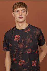 Design your everyday with floral pattern t shirts you'll love to add to your closet. Patterned T Shirt Black Floral Men H M Us Men Floral Shirt Asian Men Fashion Beach Outfit