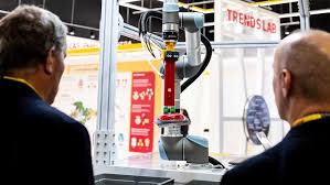 Nov 5, 2015 12:39pm et en route to dhl ecommerce distribution center. Dhl Opens Innovation Center To Showcase Logistics Technology