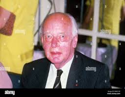 Buckmaster the hi-res stock photography and images