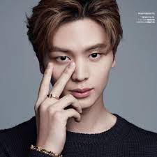 His father is the ceo of a semiconductor company that is. Hiatus Btob Sungjae ìœ¡ì„±ìž¬ Sungjae Fanpage Twitter