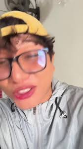 Le hagarro la policía 😂#locuentoentiktok #lachiviando #paratii #fyp #kick