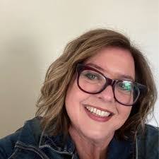 Tara Rohde's Instagram, Twitter & Facebook