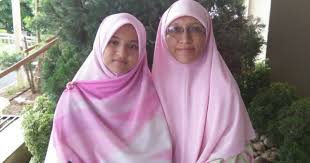 Yang ada cuma c, d, e dan f. Ibu Pelajar Cemerlang Terengganu Kongsikan Amalan Didik Anak Berjaya Dunia Akhirat Wajar Jadikan Contoh Keluarga