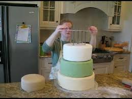 How To Make A Wedding Cake Part 2 Dv How To Make Wedding Cake Stacking A Wedding Cake Large Wedding Cakes