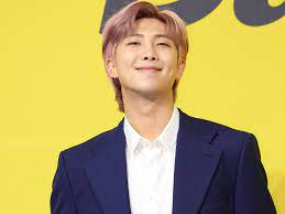 Nun, das hat mehrere gründe. Bts Leader Rm Shared A Reassuring Relatable Message For His Birthday Teen Vogue