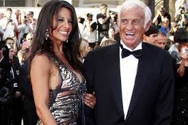 The son of the renowned french sculptor paul belmondo, he studied at conservatoire national superieur d'art dramatique (cnsad); Jean Paul Belmondo Quitte Sa Compagne La Presse