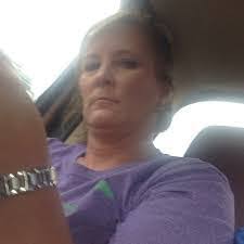 Shana Deleon's Instagram, Twitter & Facebook