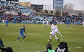 Oui je fais du tri dans mes photos deso pas deso les bg. Classement Meilleurs Buteurs De Tous Les Temps Ou Se Trouvent Cristiano Ronaldo Et Messi