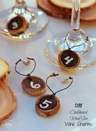 I can't wait to show off these diy wreath wine glass charms at my next dinner party! Diy Chalkboard Wood Slice Wine Charms Don T Lose Your Glass The Happy Housie
