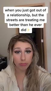 Camisha Thompson's Instagram, Twitter & Facebook