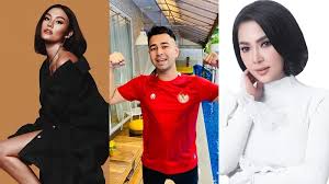Artis terkenal saat ini seperti syahrini, raffi ahmad, andre dan. Ini 5 Artis Indonesia Paling Kaya Punya Kekayaan Ratusan Miliar