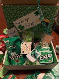 Birthday Gifts To Send In The Mail Pin By Lisa Higgins Vanderplate On Cute Idea In 2020 Birthday Care Packages Gifts Birthday Gifts For Best Friend