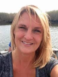 Laura Wildman's Instagram, Twitter & Facebook