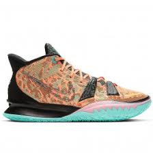 Heads up to all the sneakerheads and dallas mavericks fans out there: Nike Kyrie 7 Play For The Future Basketball Manner Schuhe Grosbasket