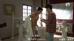 究竟點自拍，啲鮮肉望落會鮮啲？ 究竟點執生，啲演出至會生鬼啲？ 究竟佢哋四頭肌發達啲，定左腦肌肉發達啲？ 咁多究竟，究竟你哋睇咗條片未㗎？ #吳偉豪 #丁子朗 #小鮮肉 #tvb #星woo大戰 #yahootv æœ±å‡Œå‡Œ æ½æ²¹ç‹‚ç§€è‚Œå´ä¼Ÿè±ªæœ€å°´å°¬çš„æ˜¯ å¿«èµ„è®¯