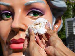 Mardi Gras 2025: Top Foods to Try at Universal Orlando Resort