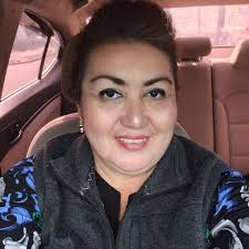 Desde que conozco a la profe Suyapa Esther Petit Jackson me he llevado bien  con ella ... profe saludos a la distancia