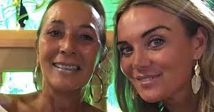 Monique westenberg dacht dat ze andré hazes voorgoed kwijt was nadat hij de veelbesproken relatie aanknoopte met bridget maasland. Stiefmoeder Monique Westenberg Begraven Entertainment Telegraaf Nl