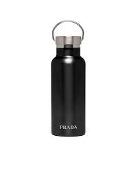 Tae kyung choi # pradaeditorials pic.twitter.com/vuqyk9wvvw. Prada Re Nylon Prada