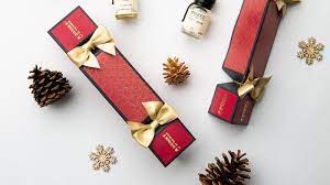 The best luxury christmas crackers for 2020 including beautiful crackers from fortnum & mason, claridge's, harrods, sophie conran and the claridge's trademark chevron floor inspired the design of these luxury christmas crackers. Best Luxury Christmas Crackers For Christmas 2019