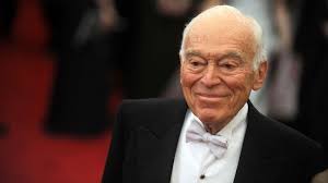 Leonard Lauder, billionaire heir to cosmetics empire, dies at 92