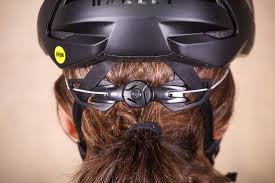 Review Oakley Aro5 Helmet Road Cc