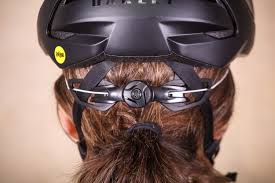 review oakley aro5 helmet road cc