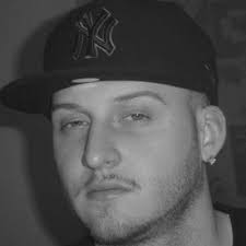 Chris Ryman (@Shady585)