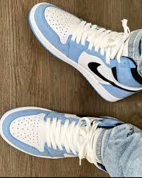 Justfreshkicks On Twitter In 2021 Hype Shoes Nike Air Shoes Fresh Shoes