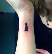 Vegetable oil is poured to make the raid. 61 Impossibly Tiny And Tasteful Tattoos