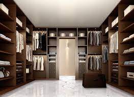 Dabei wird in der regel eine offene konstruktion vorgezogen. Elegante Begehbaren Kleiderschrank Fur Schlafzimmer Aus Dunklem Nussbaum Idfdesign