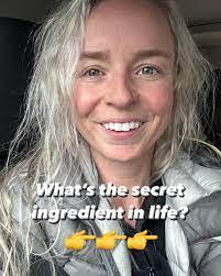 Meghan Henry's Instagram, Twitter & Facebook