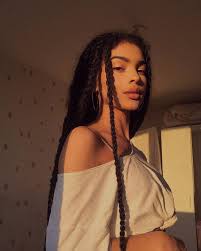 J Aimerais Tout Redecouvrir Flirter Avec Le Temps Valser Avec Les Mots Quand Bien Meme J Ai De Beaux Souvenirs L Cheveux Coiffure Coiffure Braids