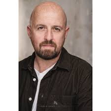 Layla Crane REP: Bonnie and Betty www.robinsavage.co.uk